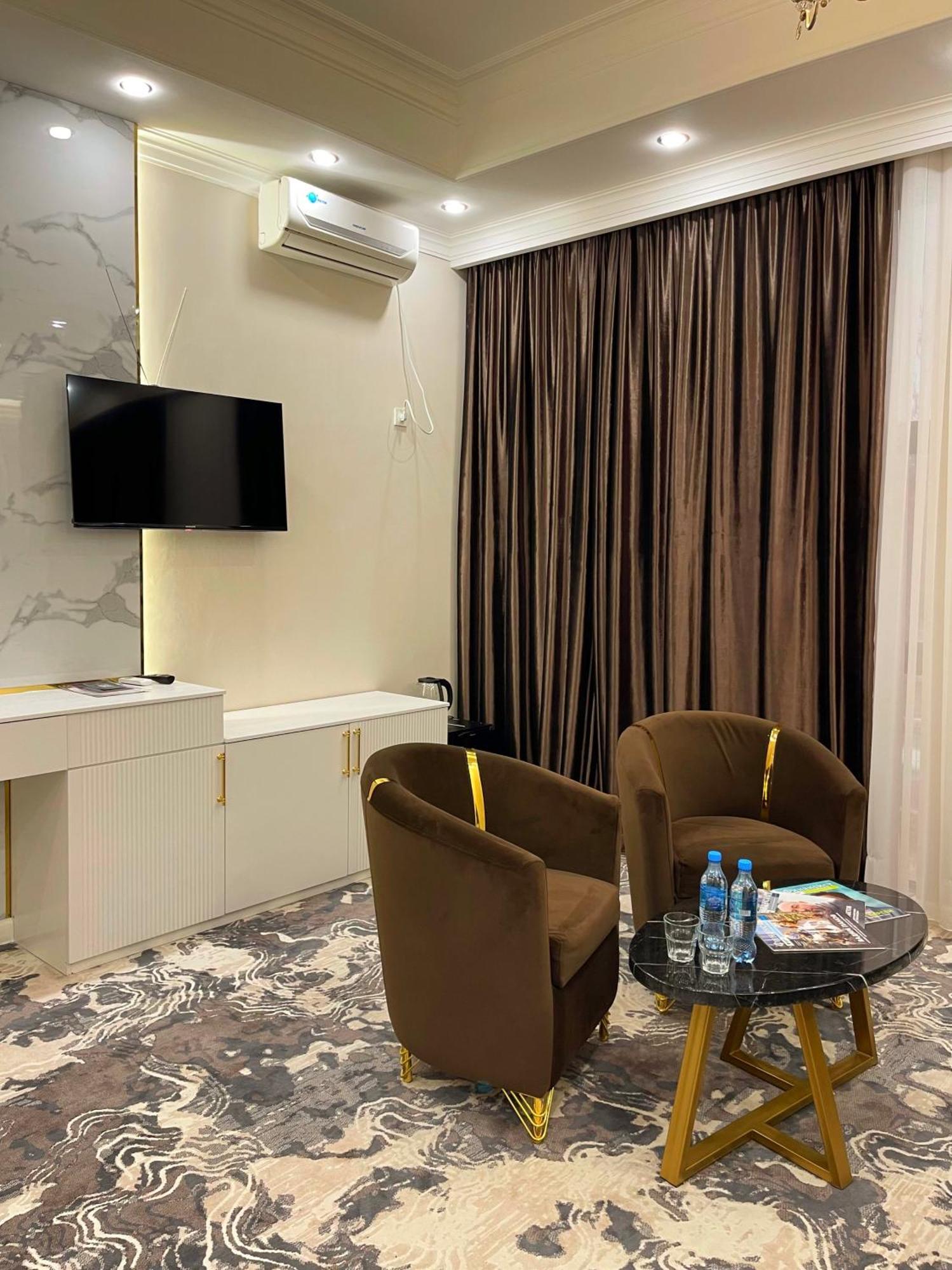 فندق Jasmine تاراز المظهر الخارجي الصورة